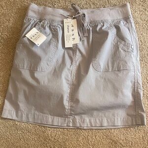 Dash Women's Light Gray Mini Skort